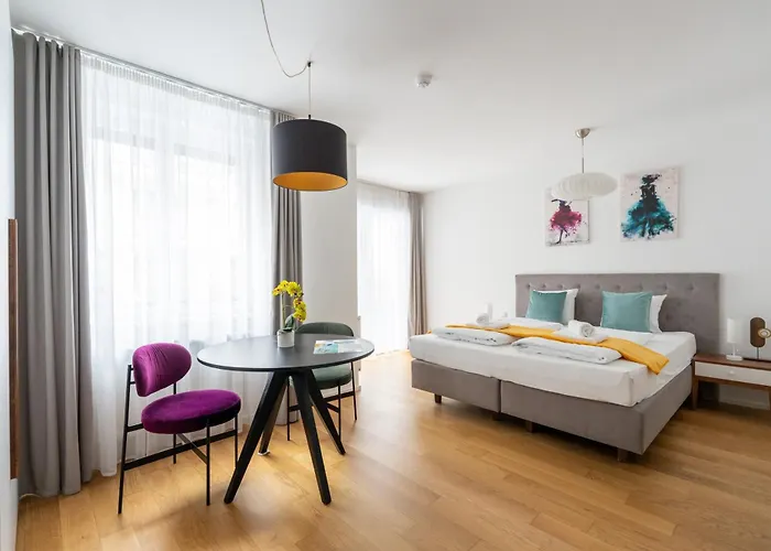 شقة Avina Suites Favorite *