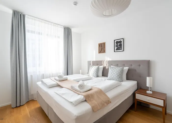 Avina Suites Favorite شقة *
