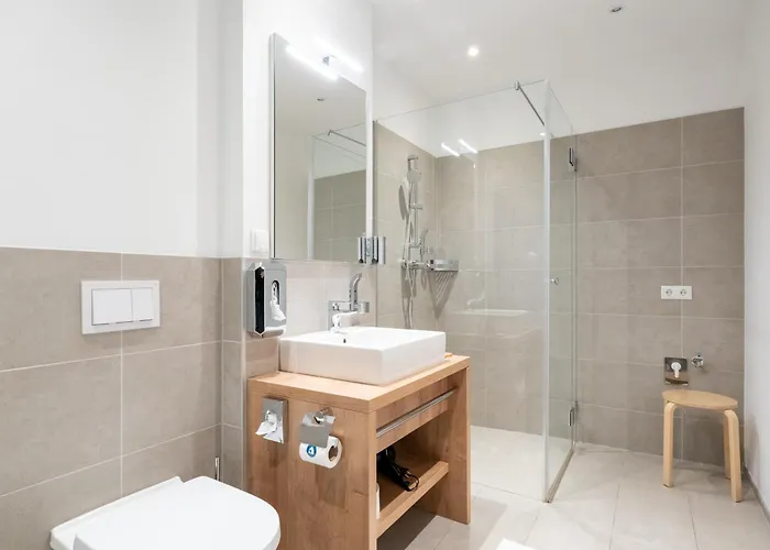 Avina Suites Favorite شقة